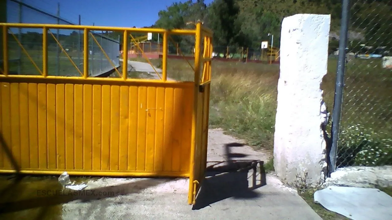 Lazaro Cardenas Entrada
